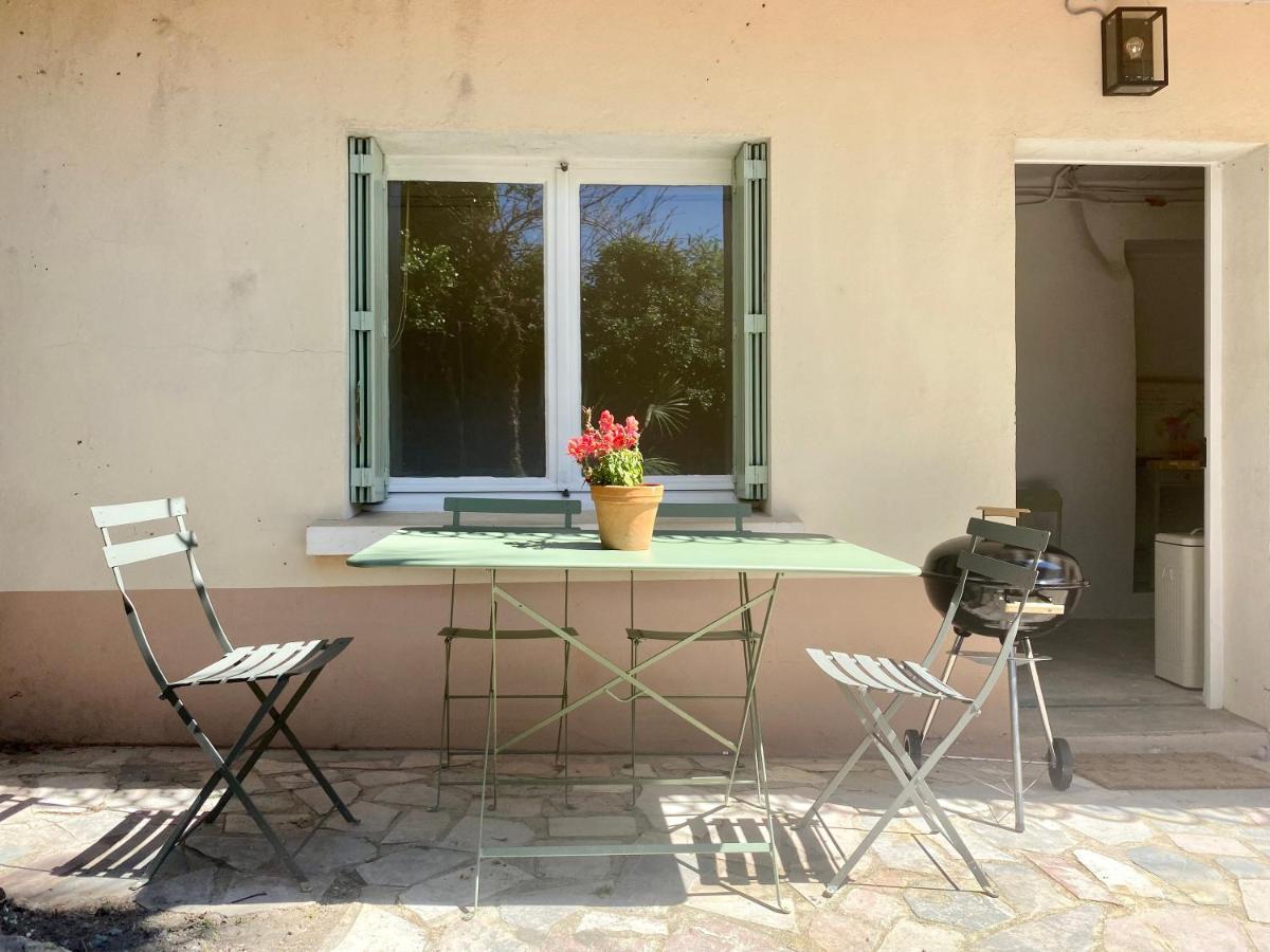 Gîte Le Palmier - Perfectly located cosy studio with private garden Puissalicon Extérieur photo