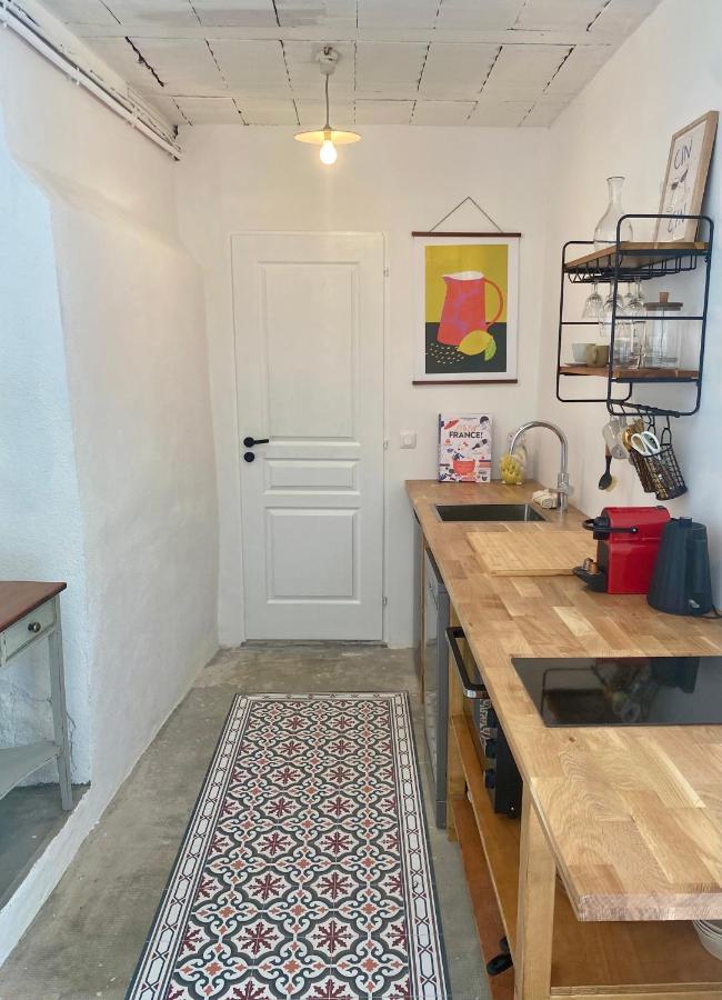Gîte Le Palmier - Perfectly located cosy studio with private garden Puissalicon Extérieur photo